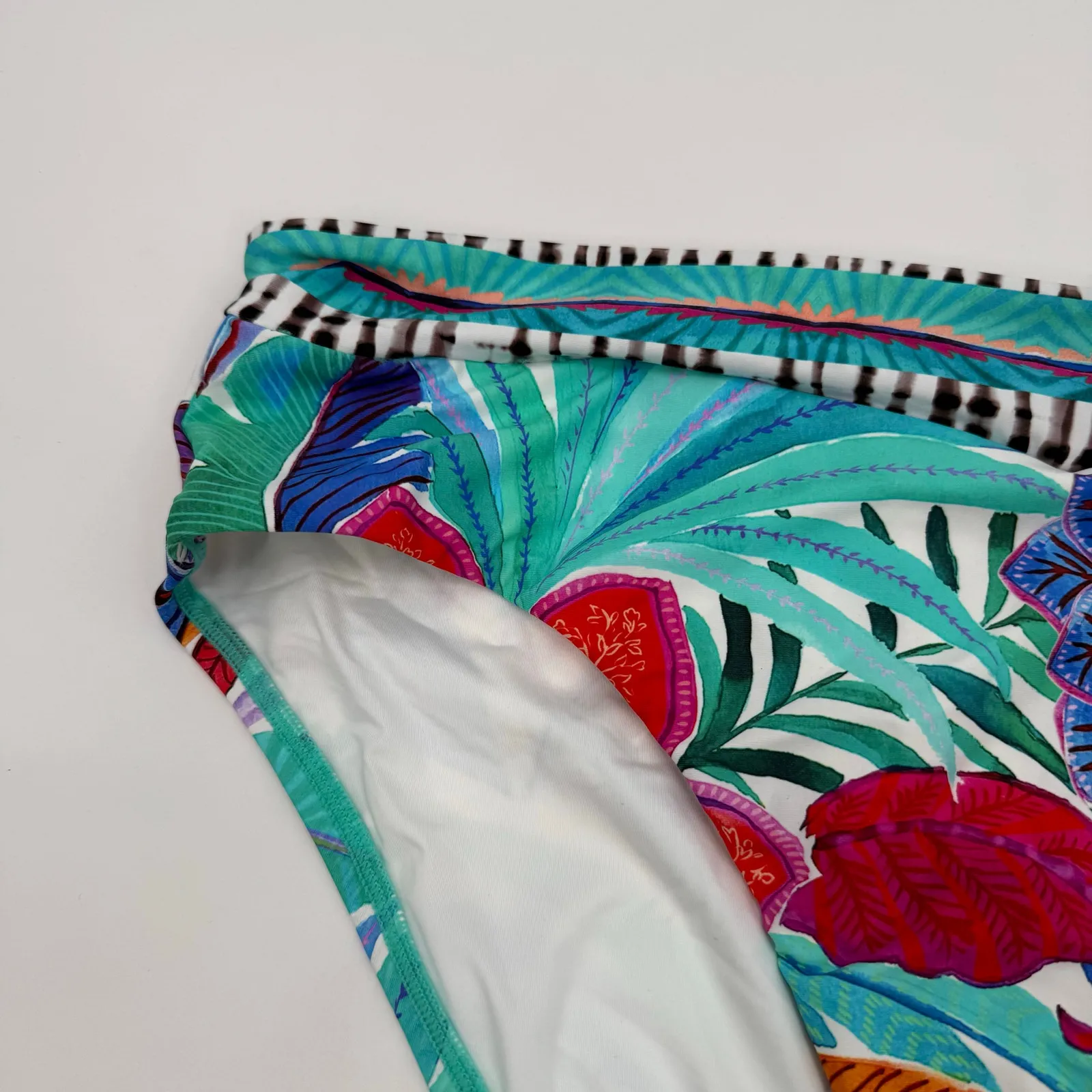 LA BLANCA Bikini Swim Bottoms SZ 14 NWT Tropics of Tropez Cross Over High Waist - Image 8