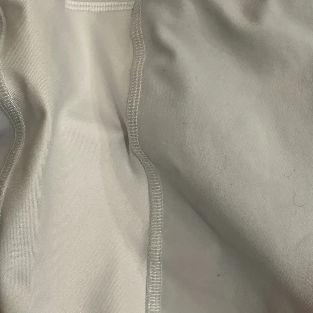 ALO Yoga Light Gray Leggings - Image 5