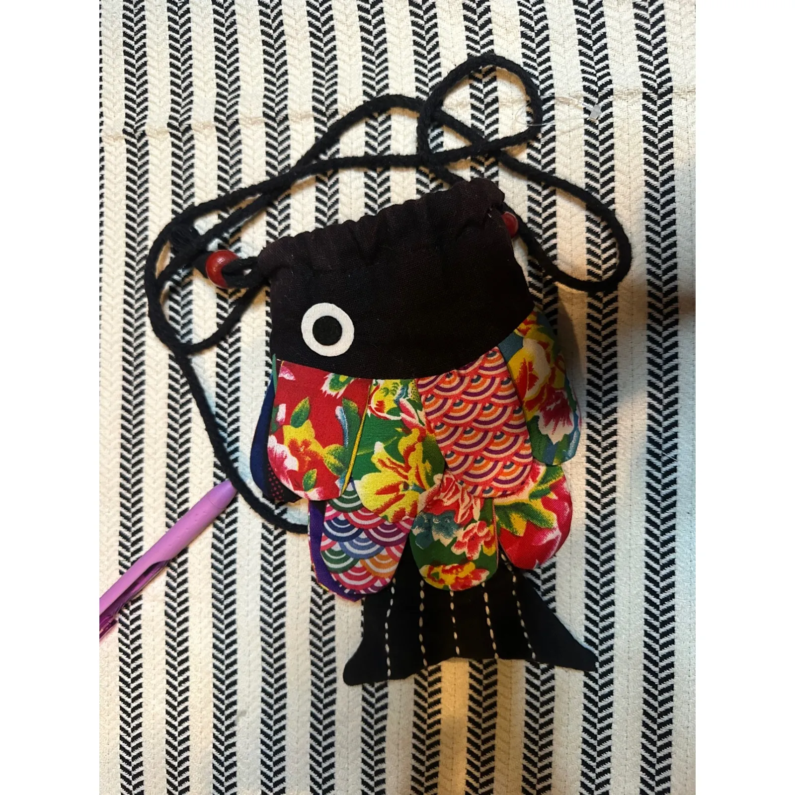 Handmade Embroidered Fish Coin Purse Pouch Small Bag Black - Image 4