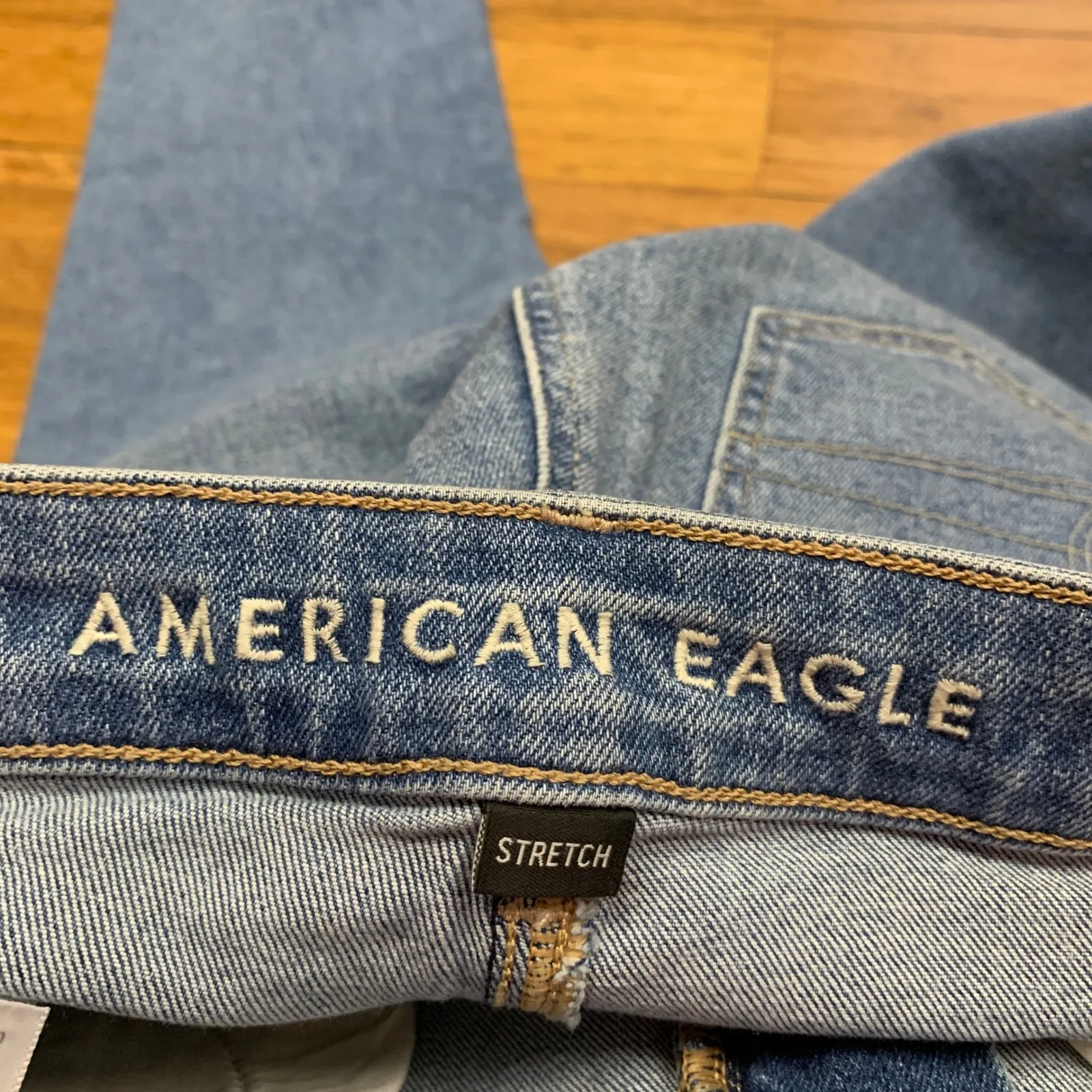 American Eagle Womens Mom Jean Light Wash Stretch Denim Pants High Rise Size 0 - Image 6