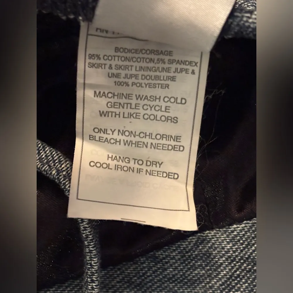 Size small dress • empyre - Image 6