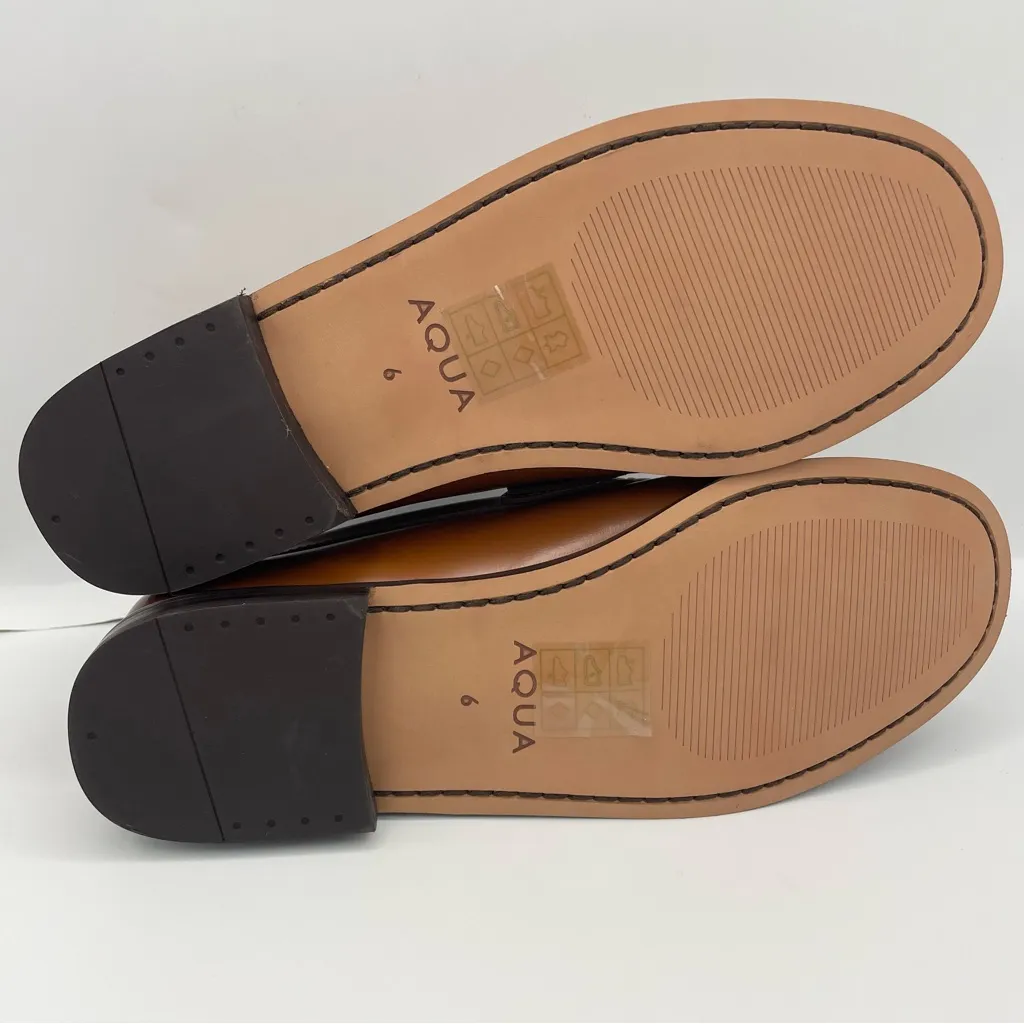 Aqua Kendl leather slip on comfy loafers women’s Size 6M brown/white - Image 10