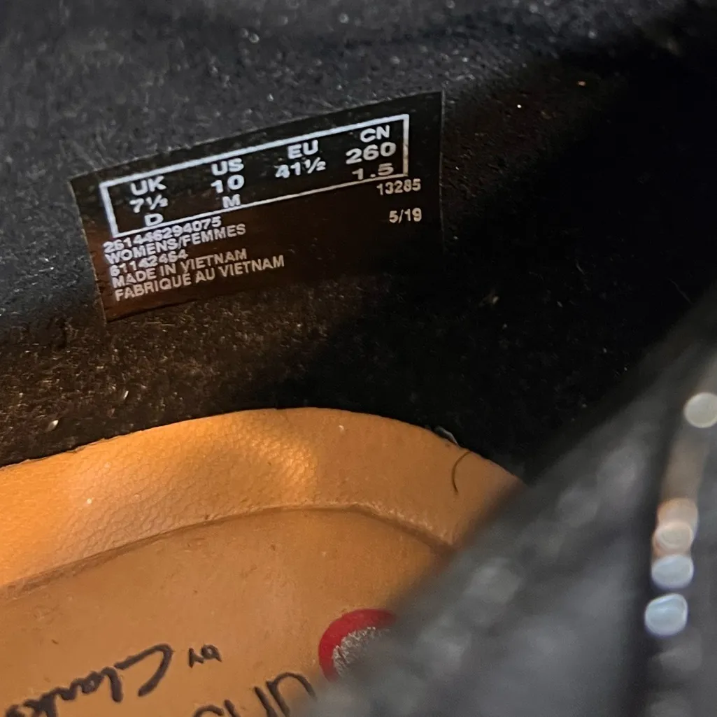 Clark’s Black Suede Block Heel Loafers US10 comfort classic minimalist preppy - Image 4