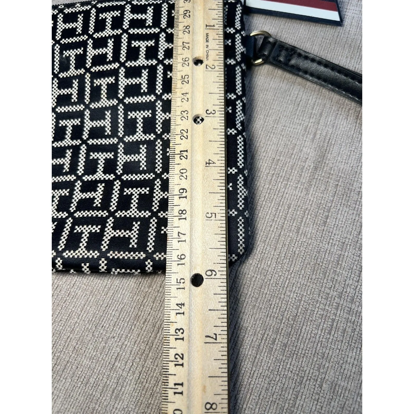 Tommy Hilfiger Wristlet Clutch Bag Womens One Size Black White TH Monogram Zip - Image 5