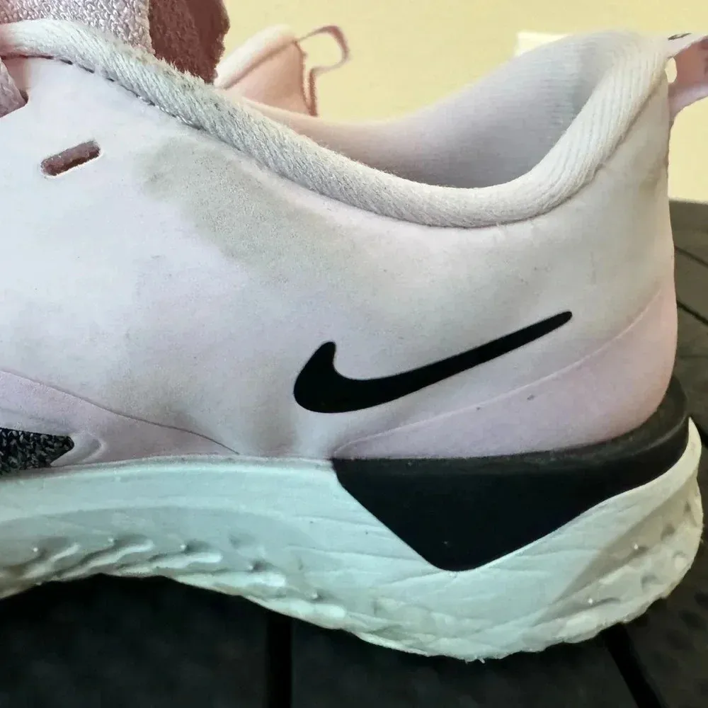 NIKE ODYSSEY REACT 2
FLYKNIT PINK AND BLACK RUNNING SHOE - Image 7