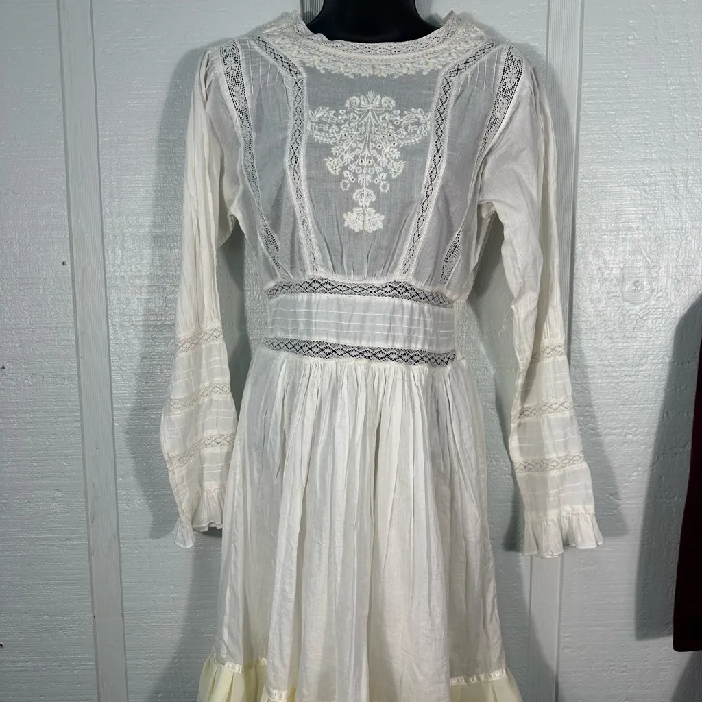 Free People Women’s Victorian Waisted Mini Dress Ivory See Measurements … - Image 4