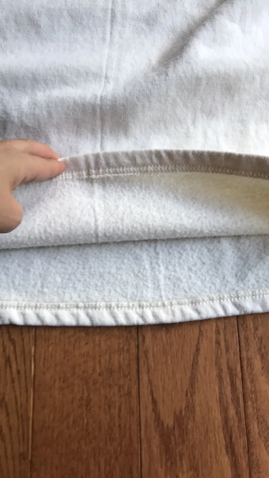 Her Way cream crewneck sweatshirt - Image 5