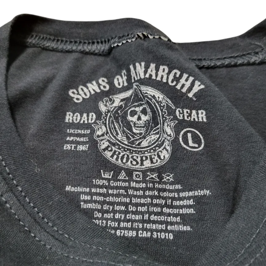 Son Of Anarchy Top Size Large Jax Teller Mugshot Charming Graphic Print T - Image 6