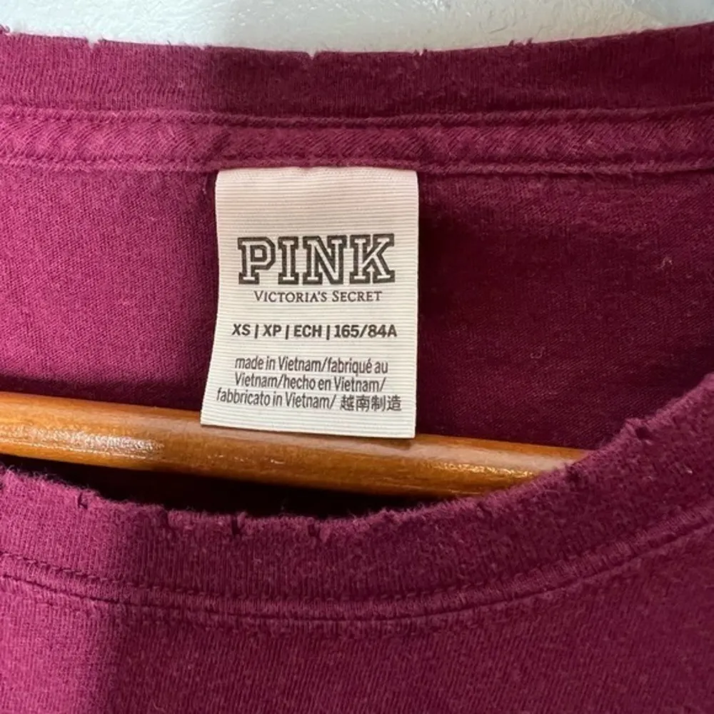 Victoria’s Secret LOVE PINK cropped crew neck pullover spell out sweatshirt XS - Image 3