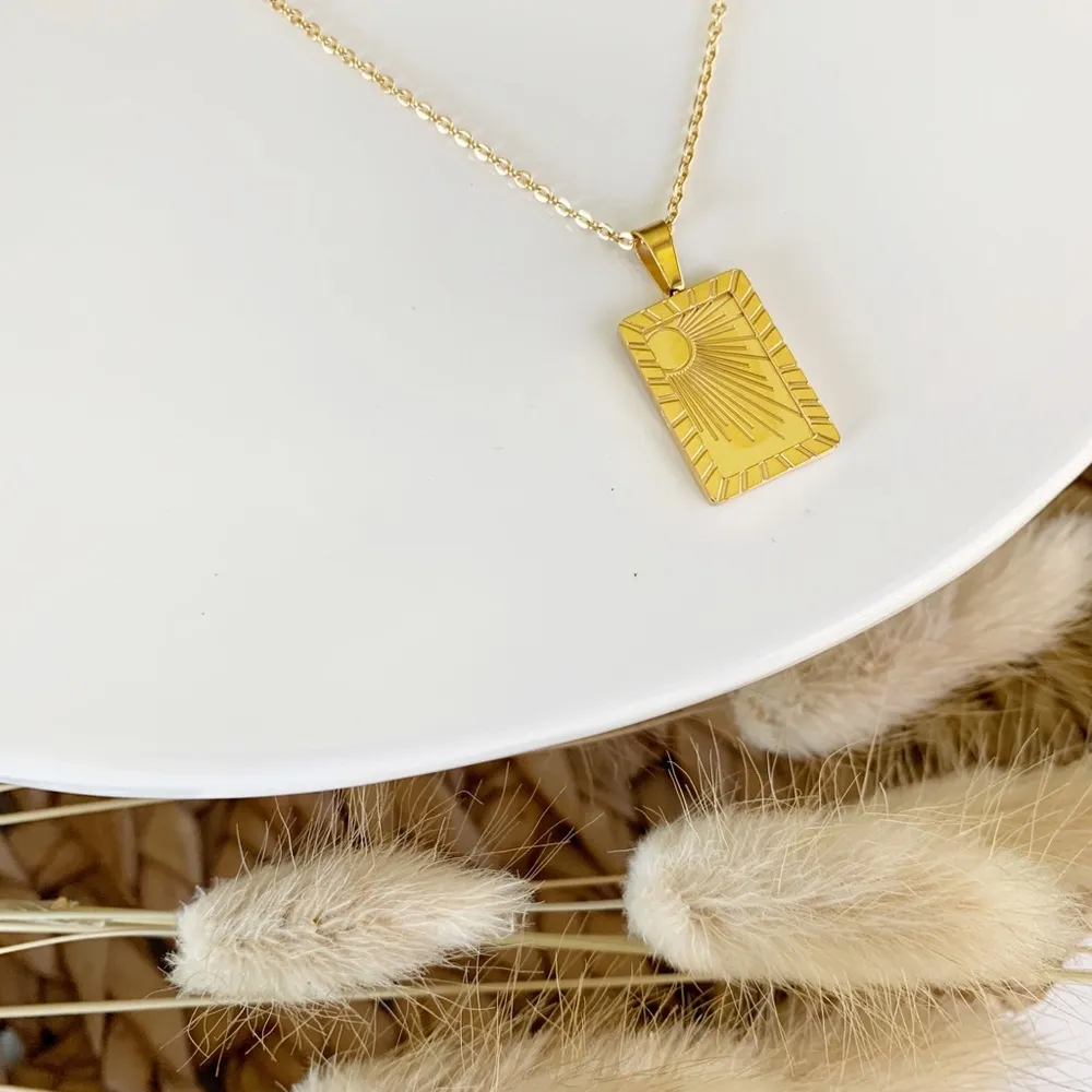 18k Gold Sunburst Square Pendant Boho Necklace - Image 6