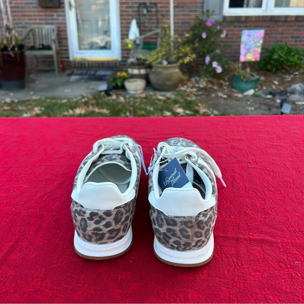 Universal Threads Nwt Animal print Skyler Sneakers Universal Thread size 9.5 cheetah leopard - Image 4