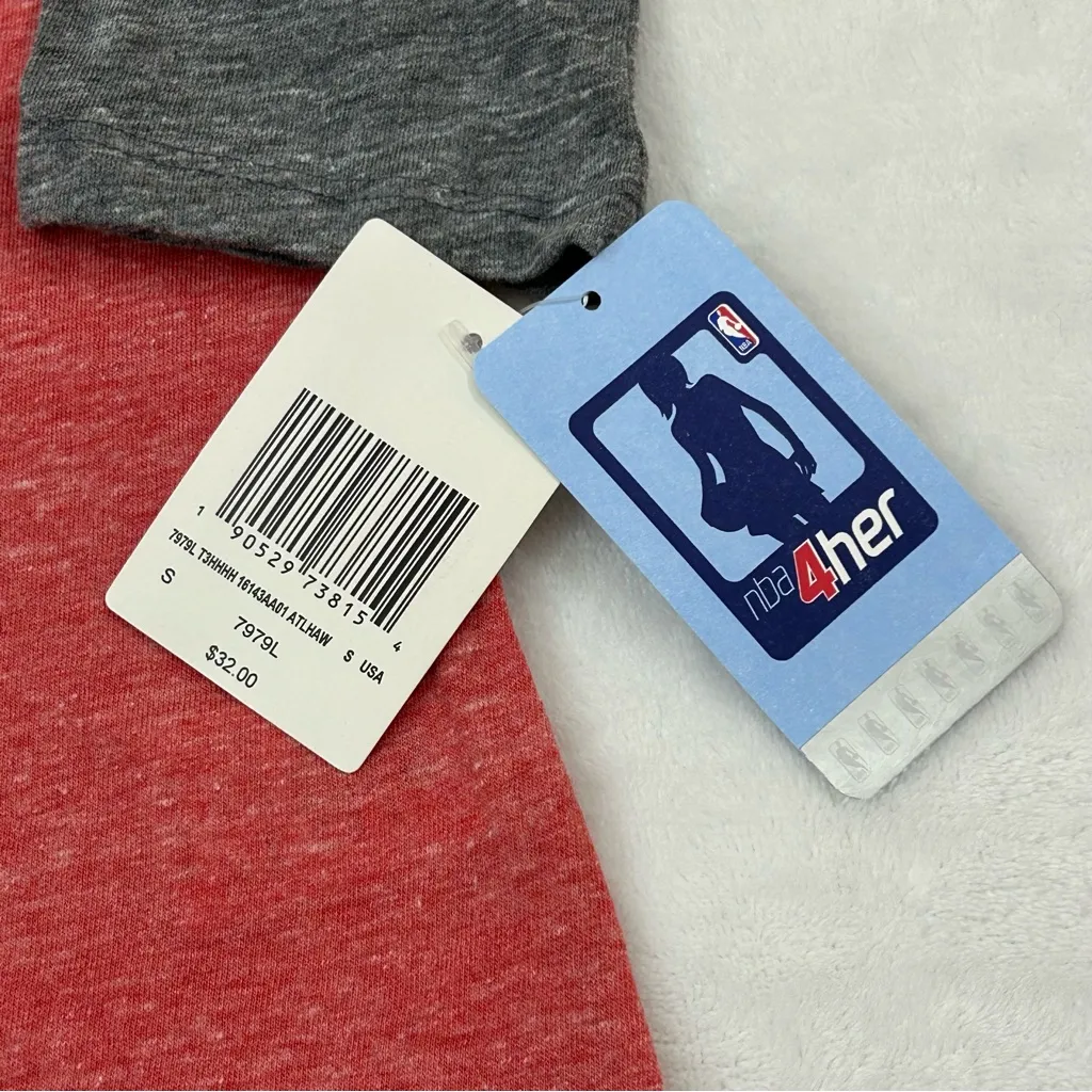 Atlanta Hawks NBA Basketball 5th & Ocean Red 3/4 Long Sleeve Tee Shirt Women’s S - Image 2