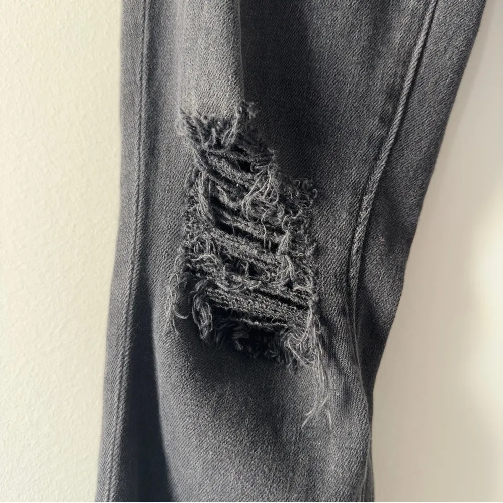 L’Agence Distressed High-Rise Dark Gray Jeans Ripped Destroyed Made in USA zip - Image 3