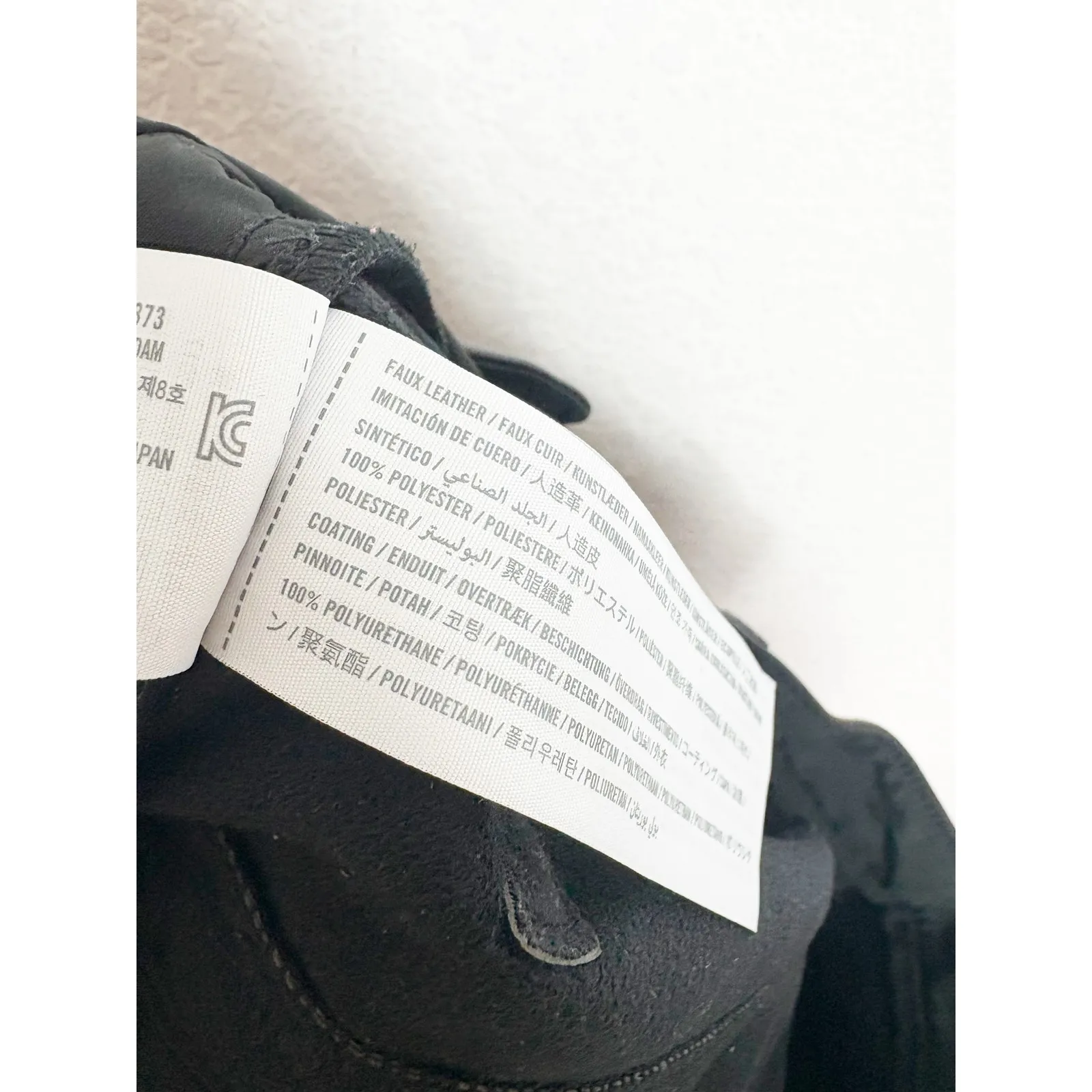 Abercrombie & Fitch Black Pleather Shorts Size 2 Curve Love High Rise - Image 6