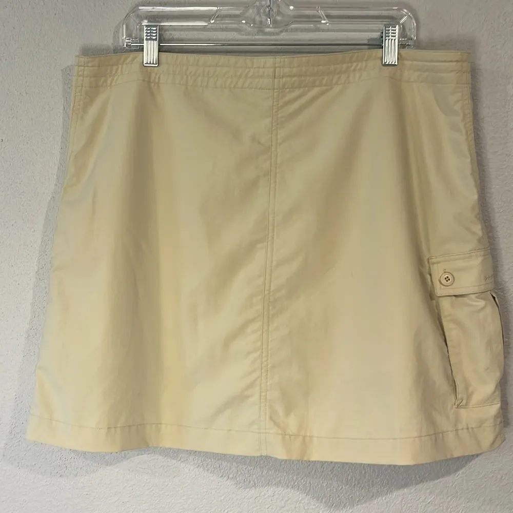 Patagonia Intercontinental Hideaway hiking outdoor skort/skirt 12 - Image 2