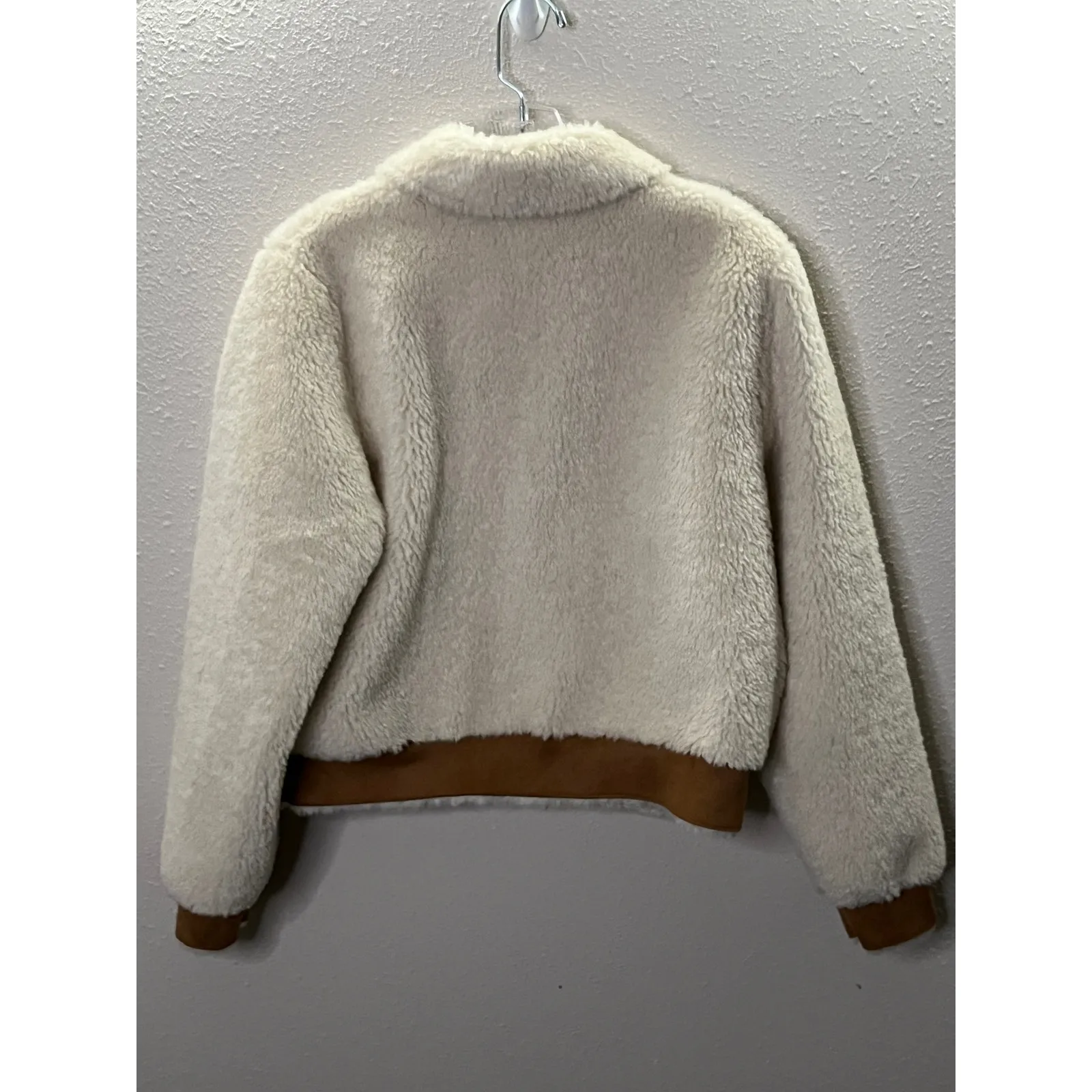 Aqua Sherpa and faux fur‎ moto jacket -xs - Image 2