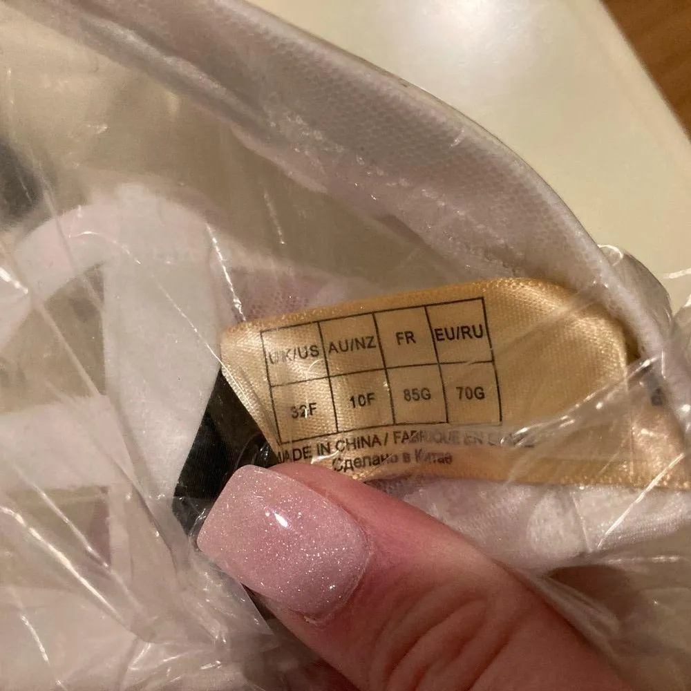 NWT Dita Von Teese Maestra White Lace Underwire Balconette Bra Size 36C - Image 7