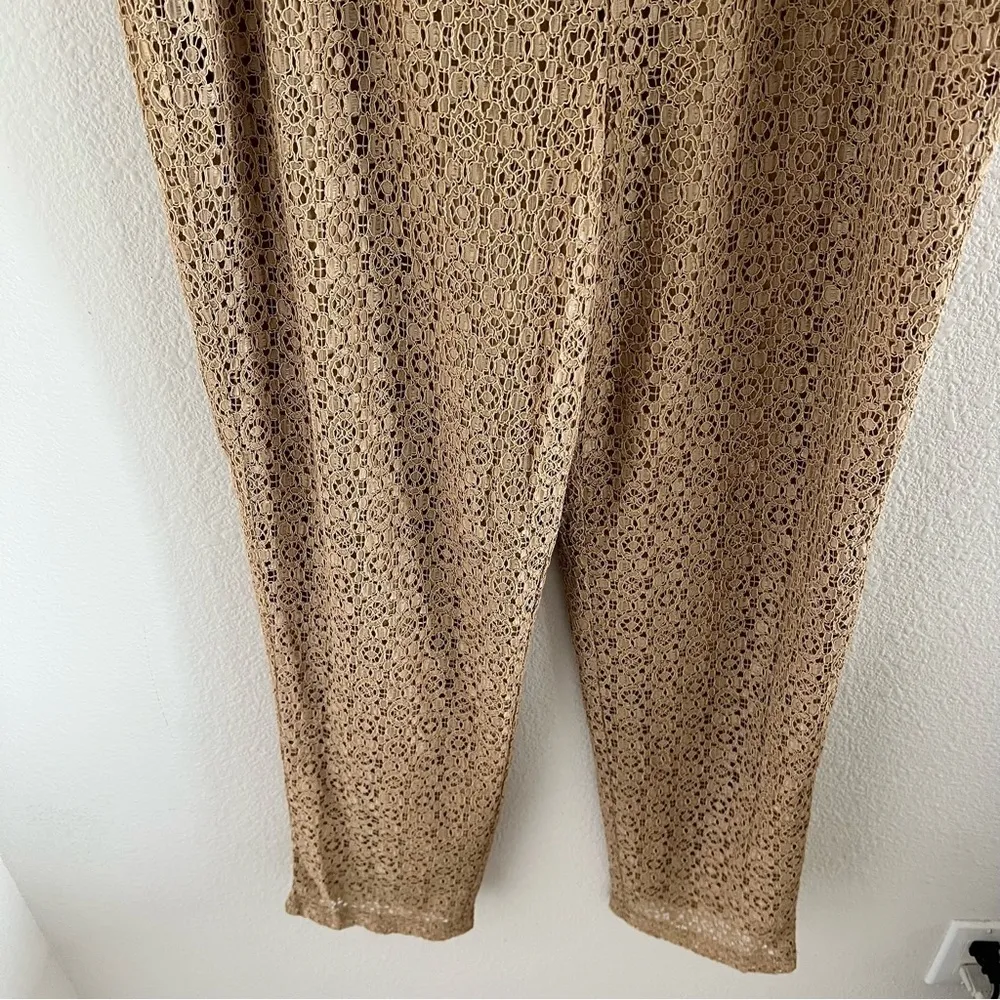 NWT Chicos The Ultimate Fit Lace Neutral Pull On Ankle Pants 1 (Med) - Image 6