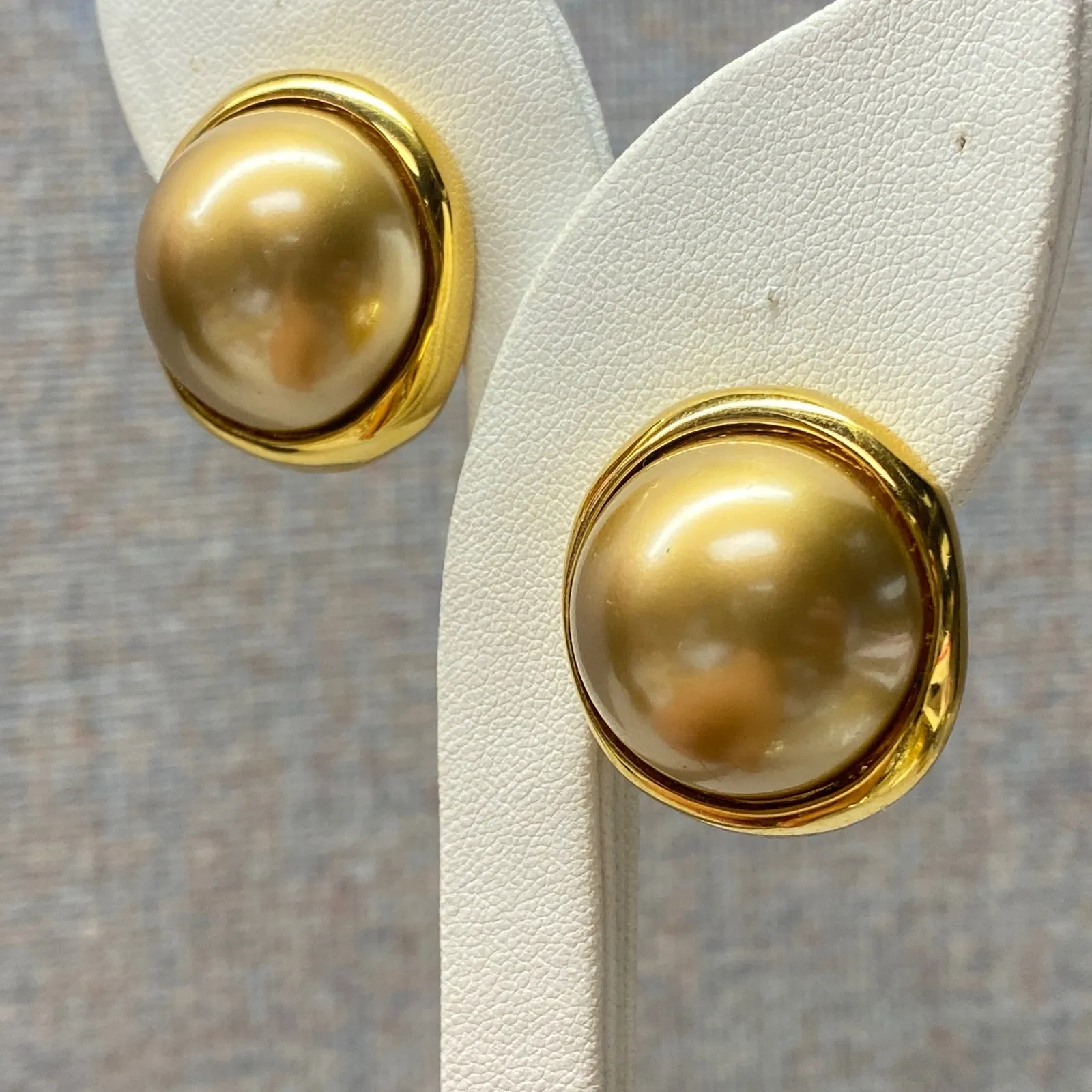 Vintage Classic Gold Tone Faux Pearl Button Clip On Earrings Style - Image 3