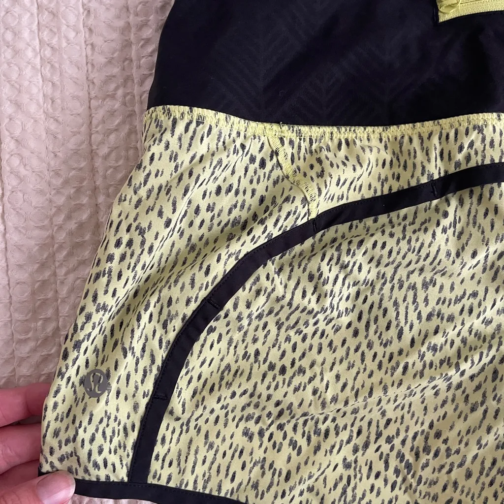 Lululemon Women Run Times Short 4" Dottie Dash Clarity Yellow Black Polka Dot 6 - Image 2