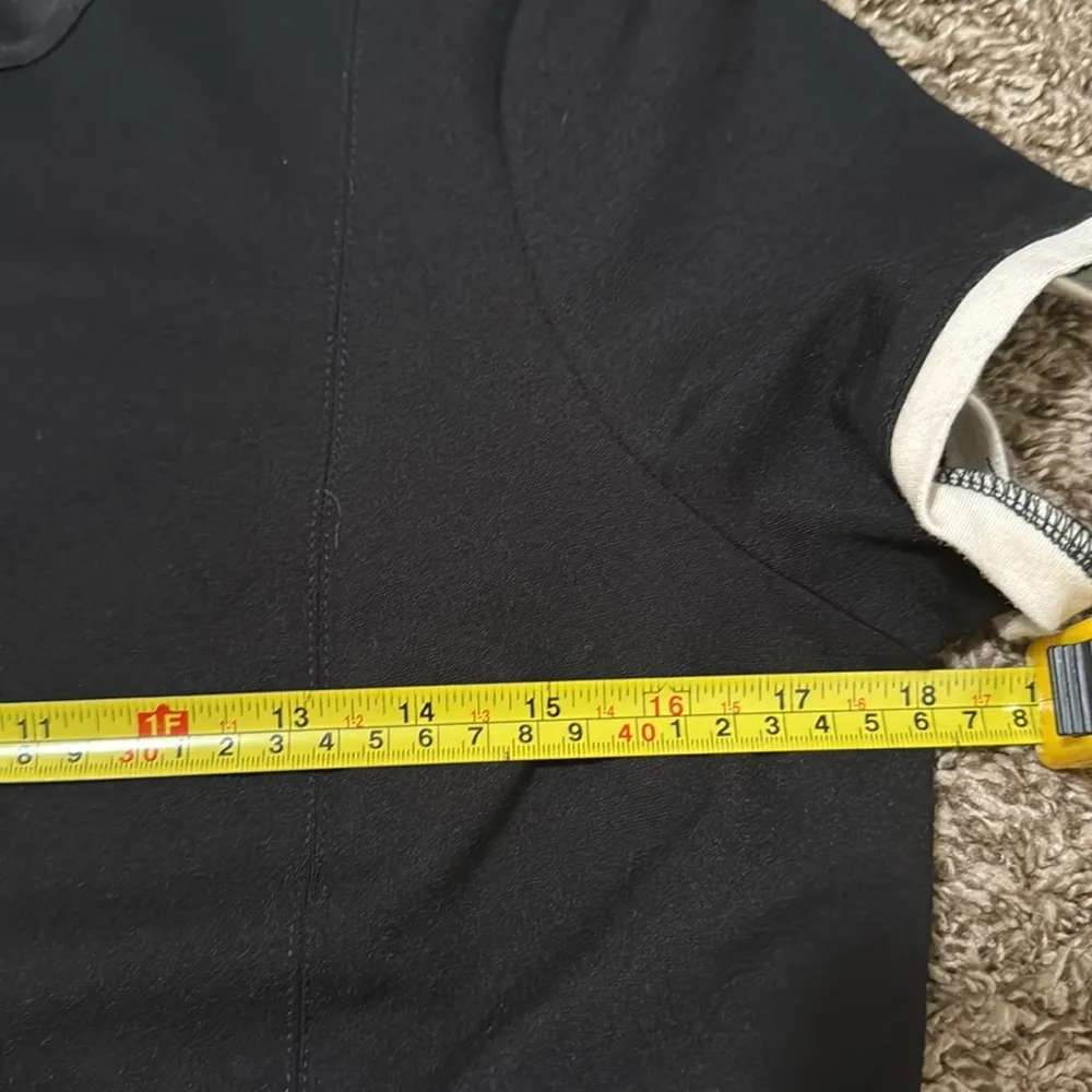 Larry Levine woman black dress size 10 front small slits work church dressy - Image 9