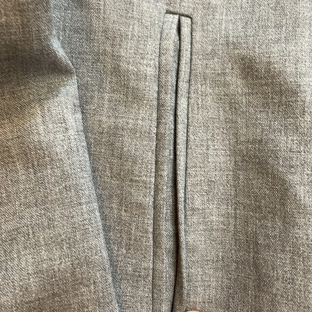 Pendleton Women’s‎ Grey Stretch 98% Wool Blazer Suit Jacket Three Buttons Size 8 - Image 8