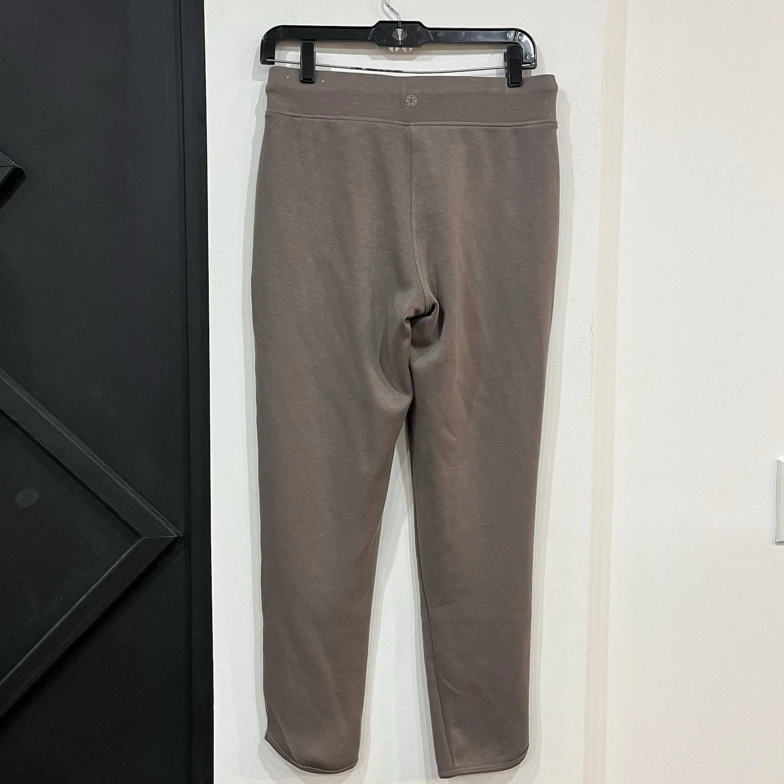 Gaiam Soft Drawstring Brown Sweatpants Size Small Yoga Activewear - Image 4