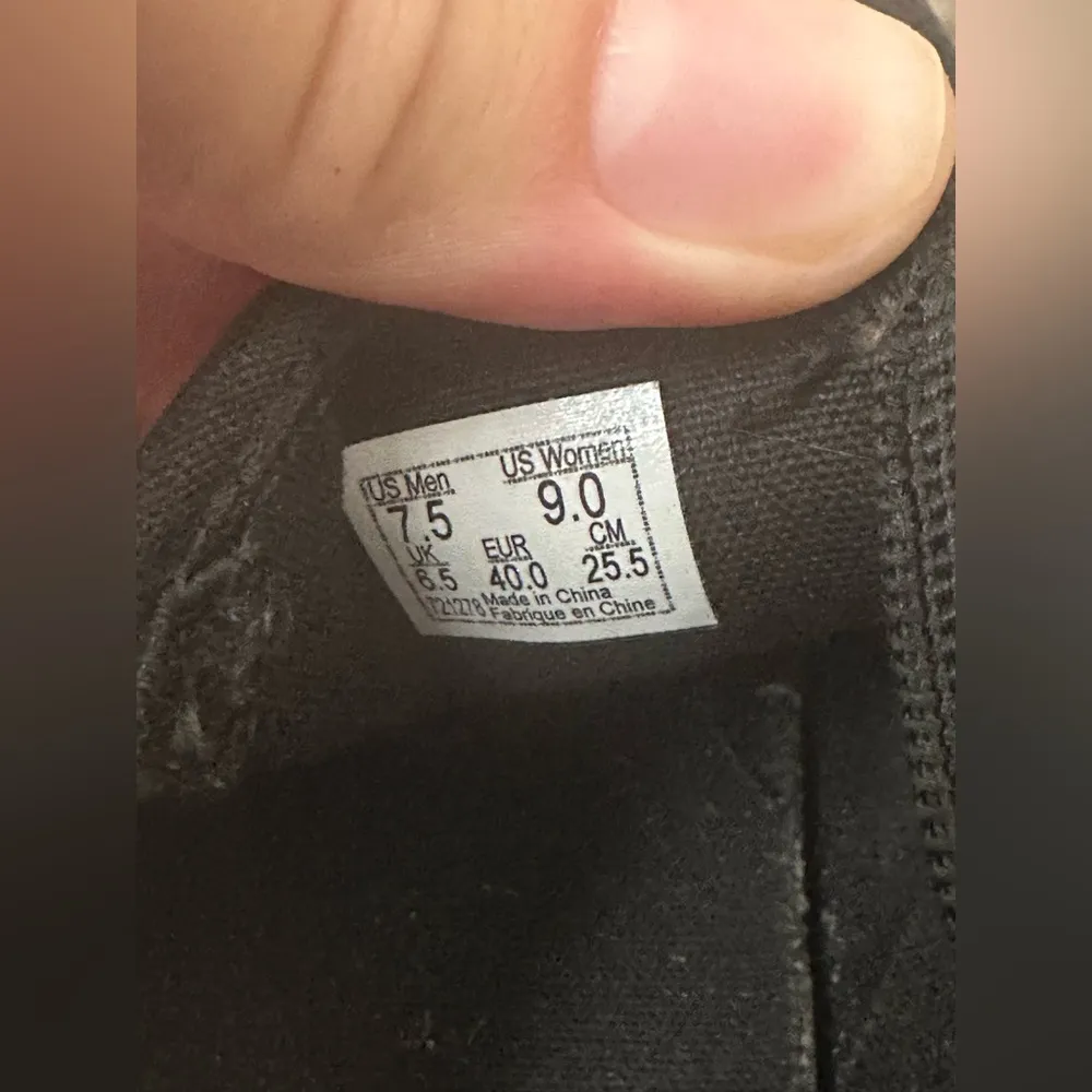 Vans Black Perf Leather Asher Slip On Skate Shoes Sneakers Women’s Size 9 - Image 6