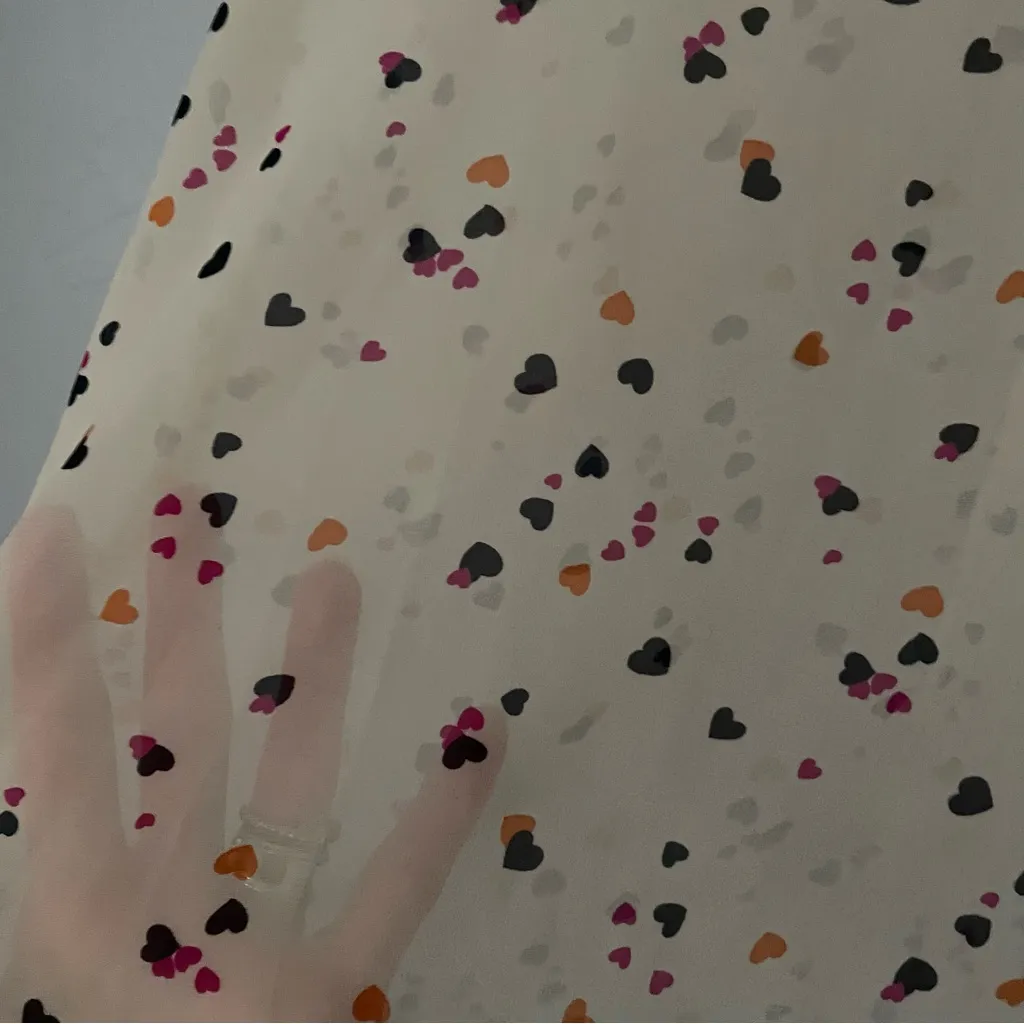 dELiA*s Tan Sheer Relaxed Heart Print Blouse 2010s Y2K size M Blue Size M - Image 2