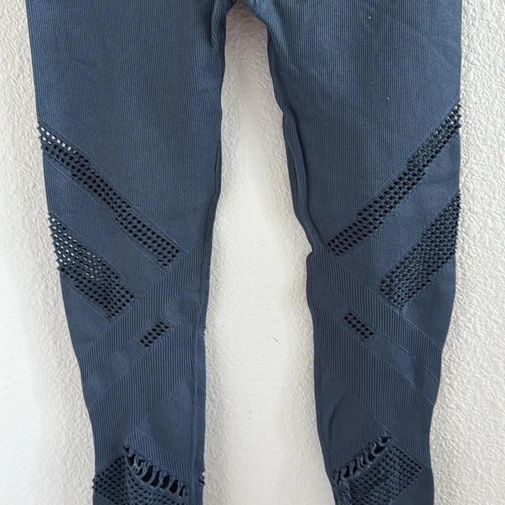 ALO Yoga Radiance High Waist Seamless Legging Blue Small - Image 8