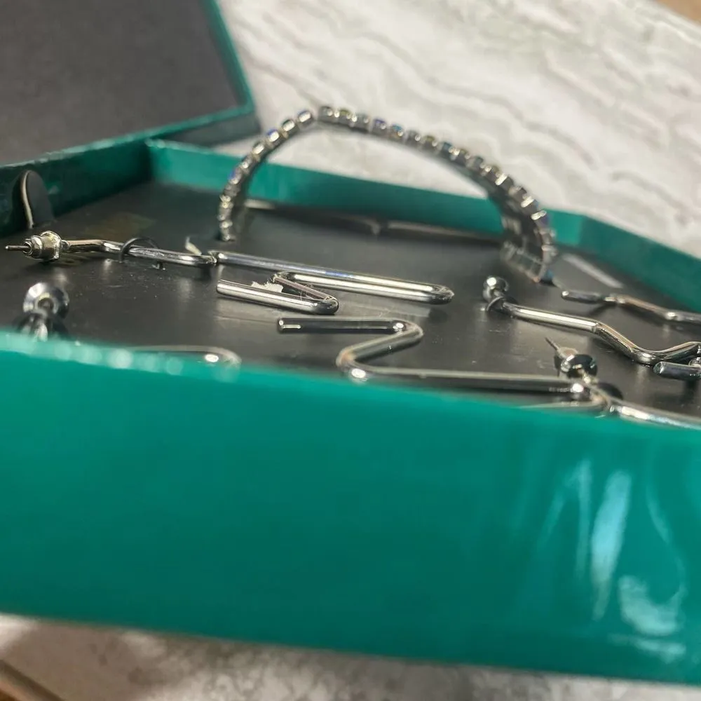 Steve Madden Silvertone Pavé Star Hoop Earrings Bracelet Jewelry Gift Set New - Image 7