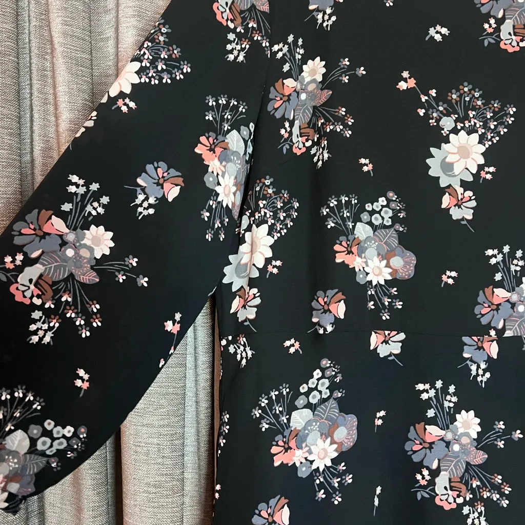 LOFT Wildflower Flounce Long Sleeve Floral Dress in Size 16 - Image 5