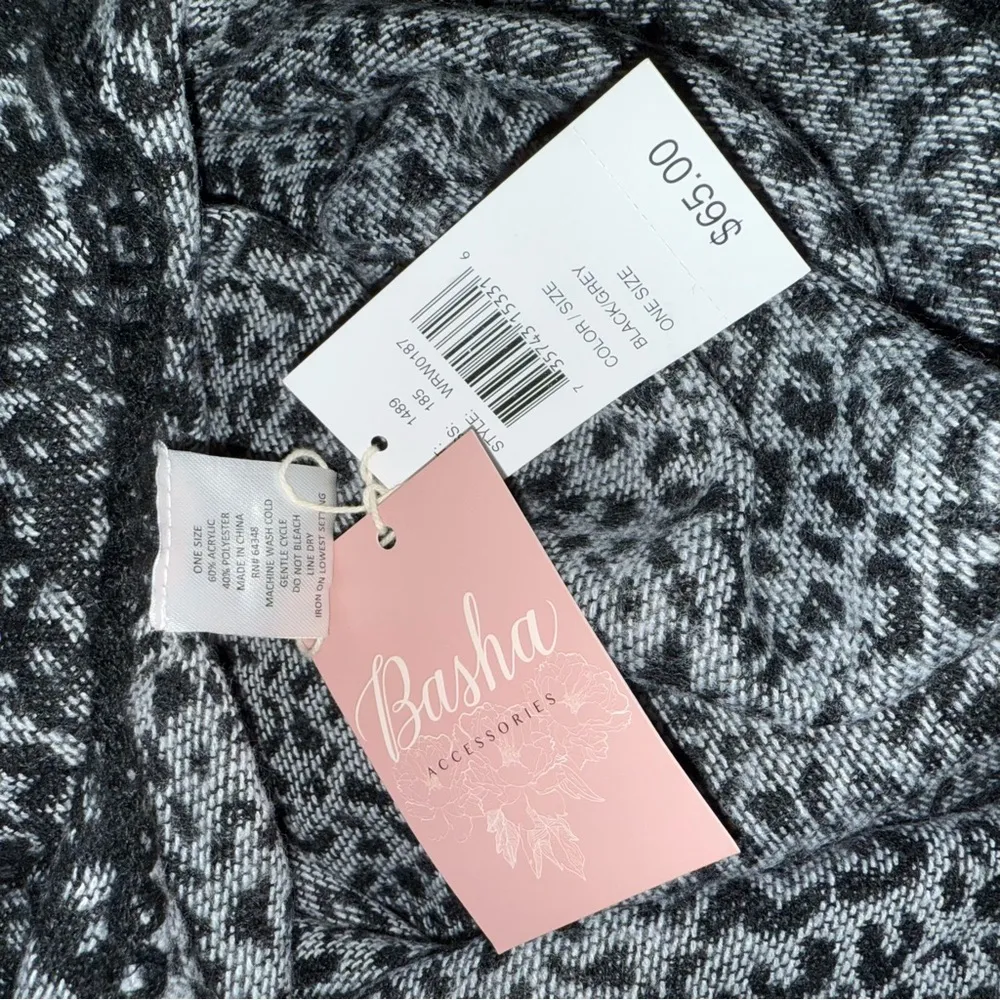 NWT Basha Shawl Leopard Print Gray Black One Size Size undefined - Image 3