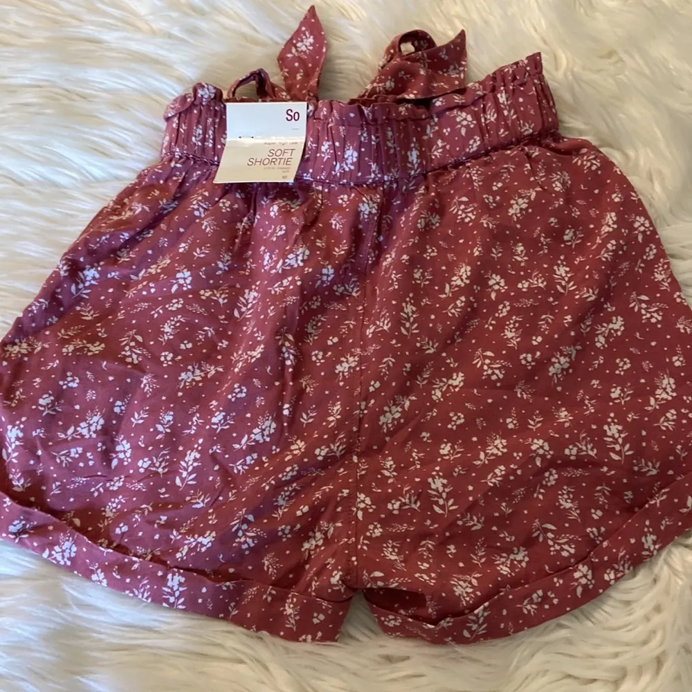 So Women shorts size XS brand new with tags - Image 6