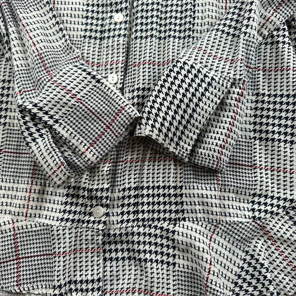 See and be seen houndstooth button up ruffle top Size Small Hi - Image 4