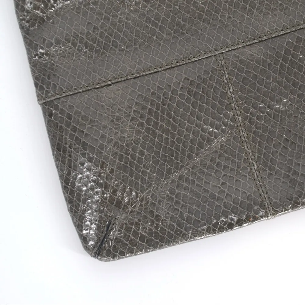 Club Monaco Snakeskin Leather Folded Envelope Clutch Zip Top Green - Image 2