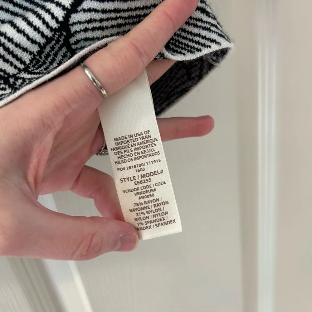 Ella Moss Knit Leaf Patterned Tank - Image 2