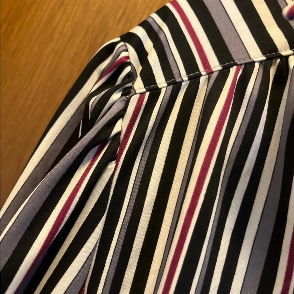 Black‎ and White Relaxed Button Down Shirt with Notched Collar Black Size 42 - Image 7