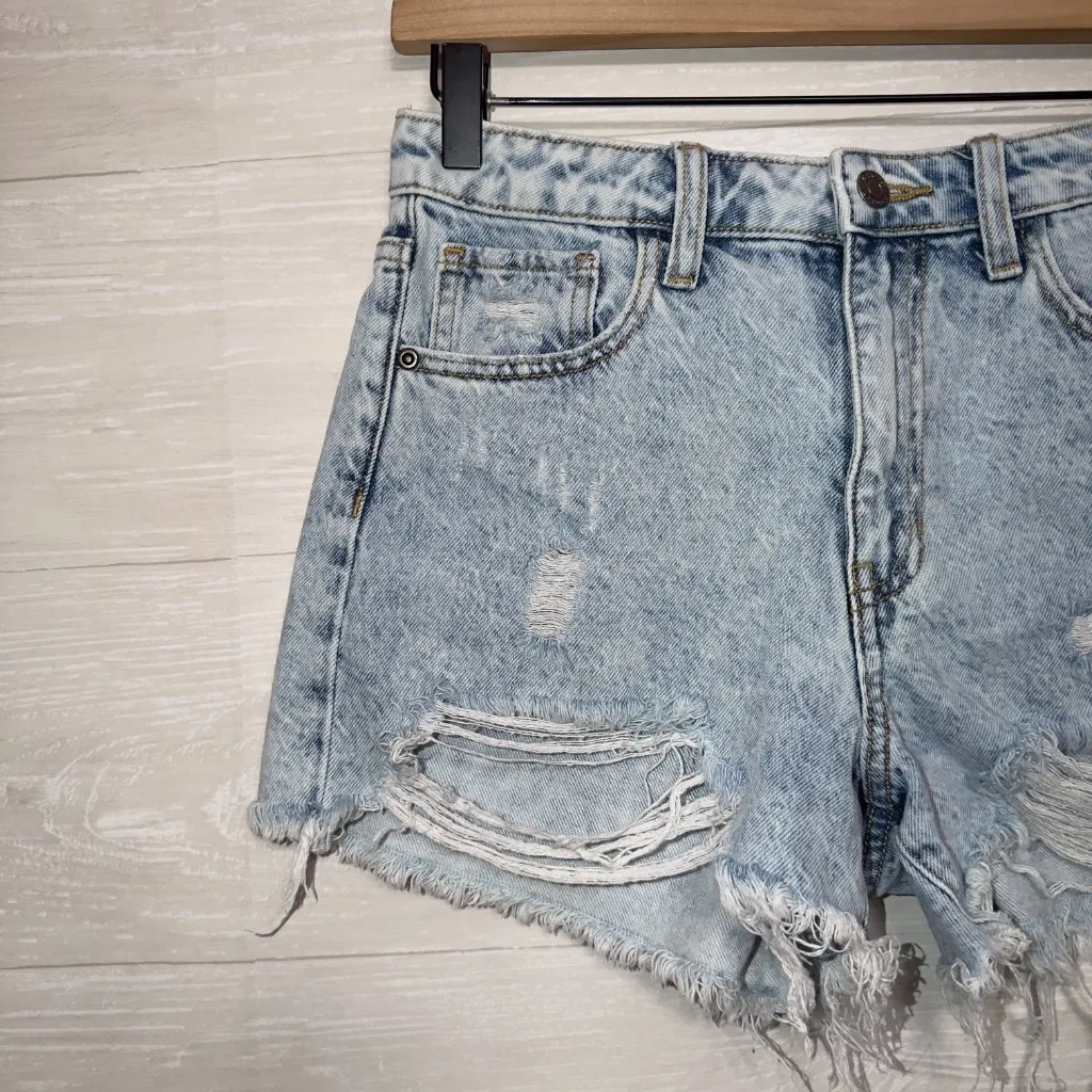 Harper Heritage High Rise Distressed Denim Shorts Size 25 Light Wash Raw Hem - Image 3