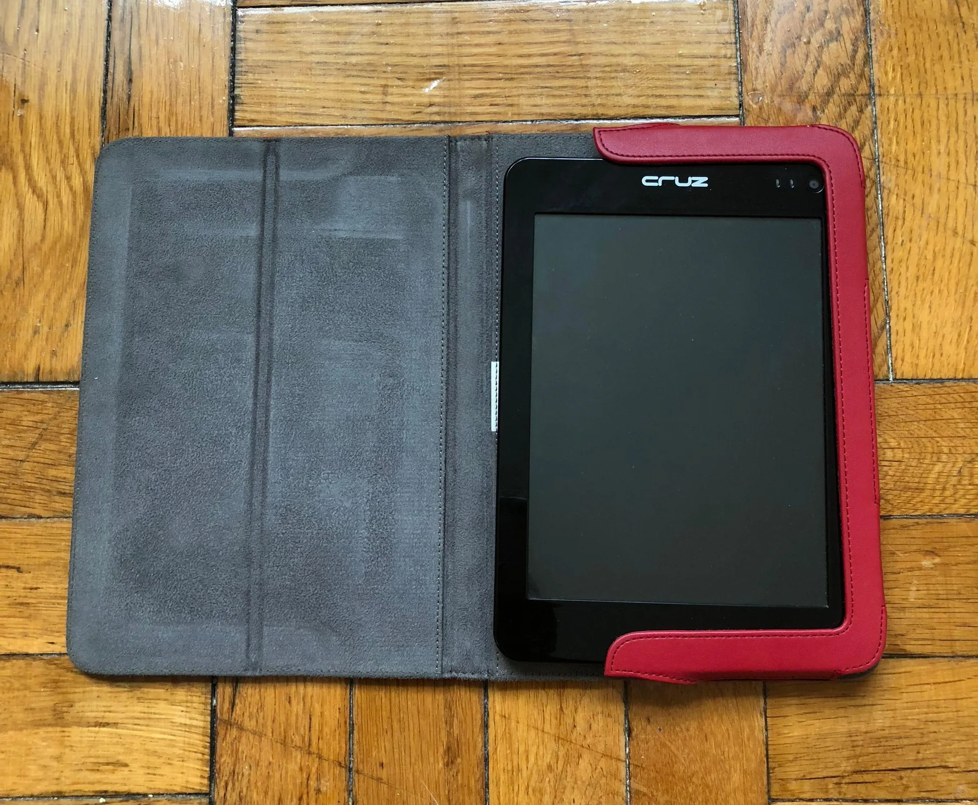 Tablet Case Red - Image 9