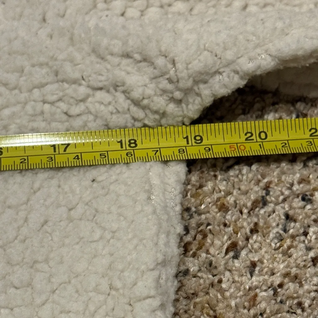 Minnesota Cream Sherpa Pullover Size S Maroon Gold Embroidered Cozy Fleece Cozy - Image 5