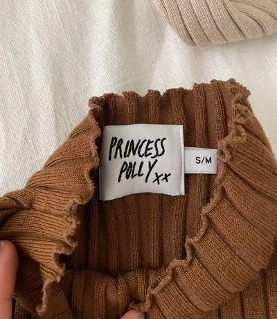 Brown Long Sleeve Crop - Image 2