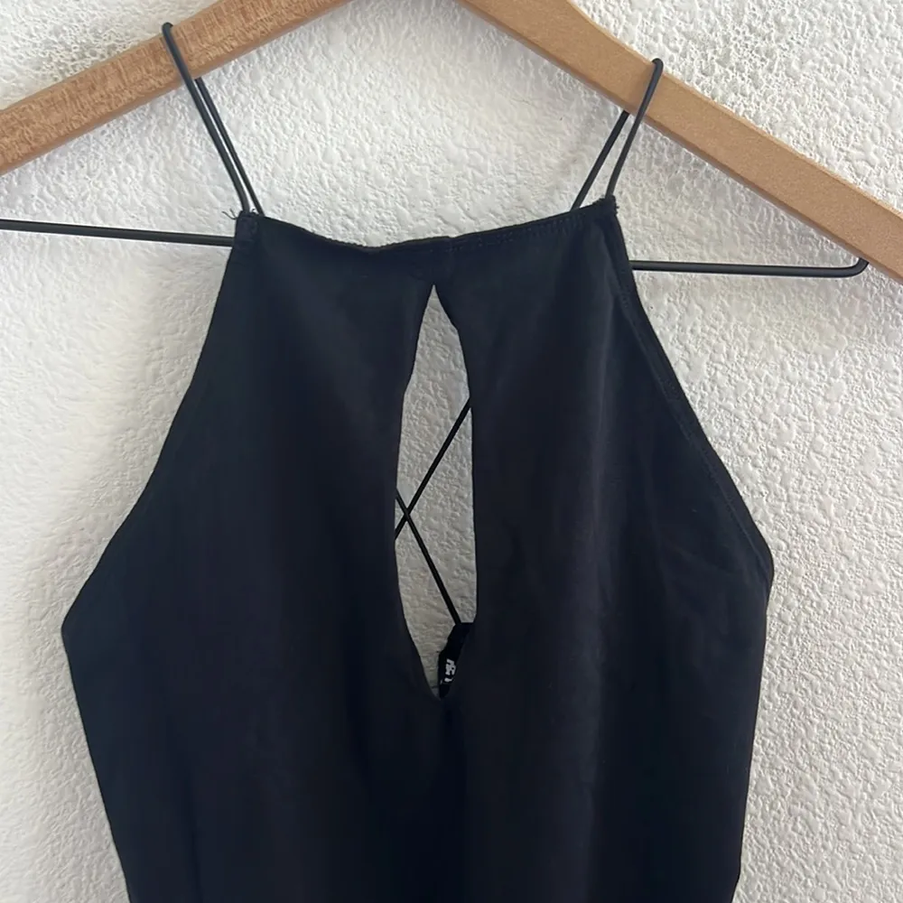 ASOS Design Keyhole Front Strappy Back Low Back Thong Bodysuit Black US 4 - Image 3