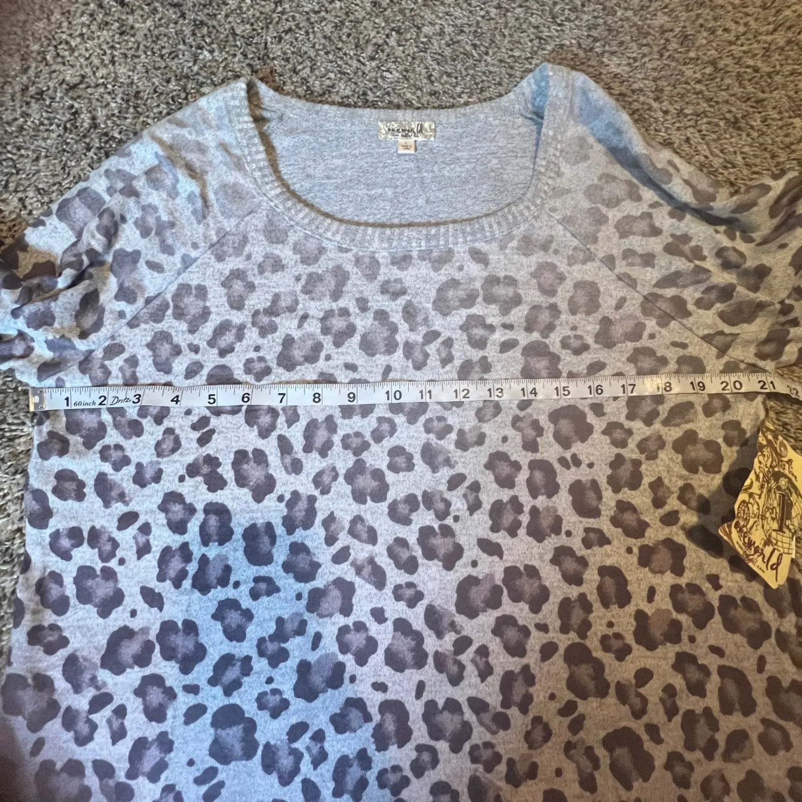 One World Leopard Ombre Pullover Sweatshirt Womens Size L Grey Black Long Sleeve - Image 4