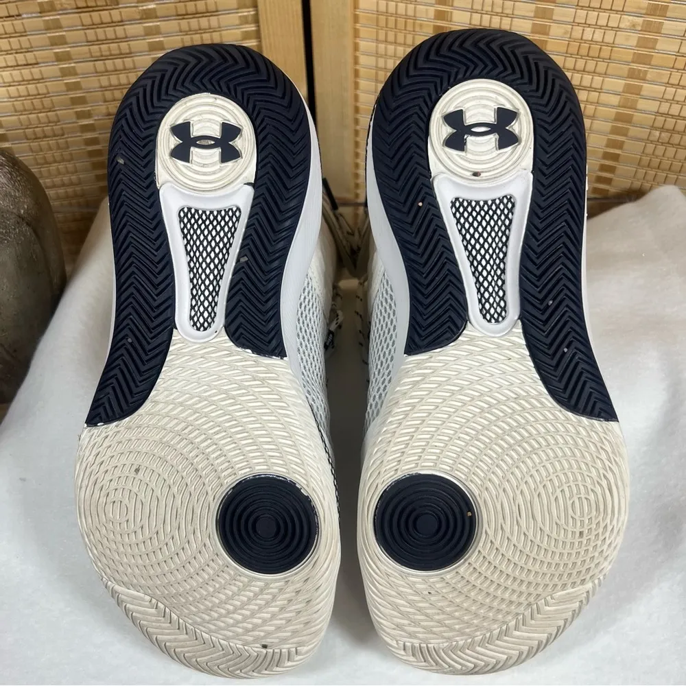 UA HOVR Highlight Ace Volleyball Shoes, Size: 8 - Image 4