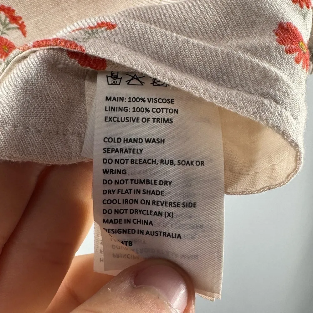 Bardot Printed Tie‎ Back Top in Beige Floral Size Extra Small - Image 8