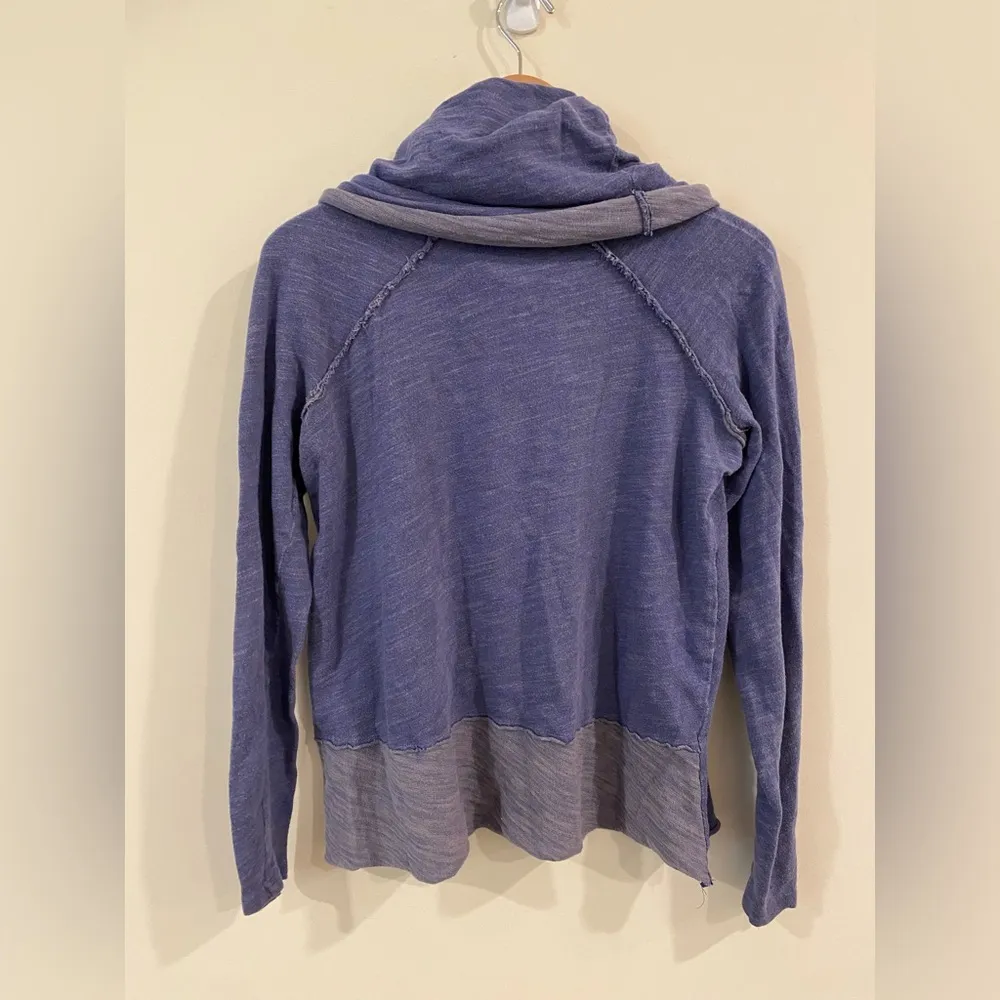 FP Beach Cocoon Cowl Neck Pullover Blue Size Medium - Image 4