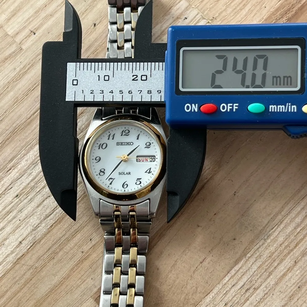 Seiko Solar Ladies Watch Two-Tone Bracelet White Dial Date Window New Crystal - Image 13