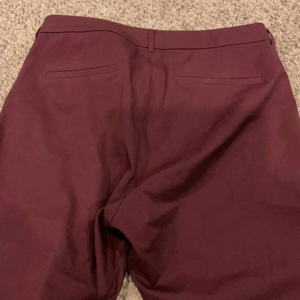 Old Navy  Maroon Pixie Flare Pants - Image 4