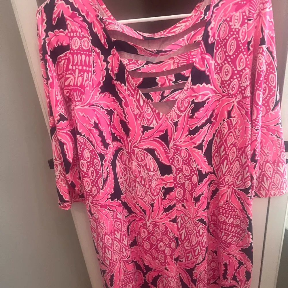 Like new Lilly Pulitzer Pink and Blue pineapple Sophia dress - Image 4